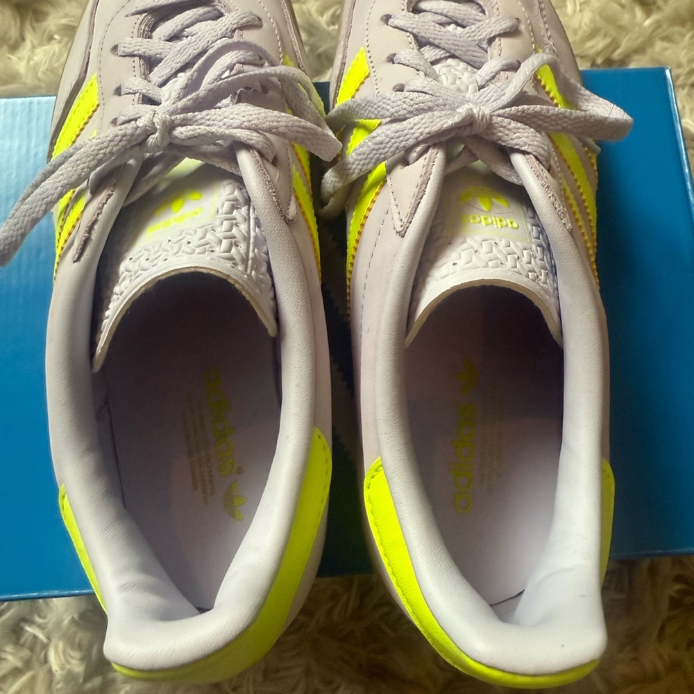 adidas Women's Sneakers in Light Gray and Neon Yellow - Picture 6 of 8
